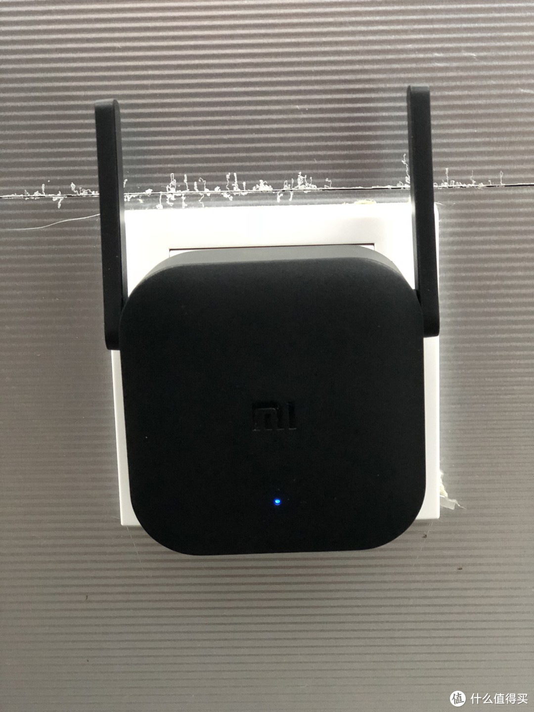 给小会议室扩展无线信号覆盖：MI 小米 WiFi信号放大器Pro 开箱