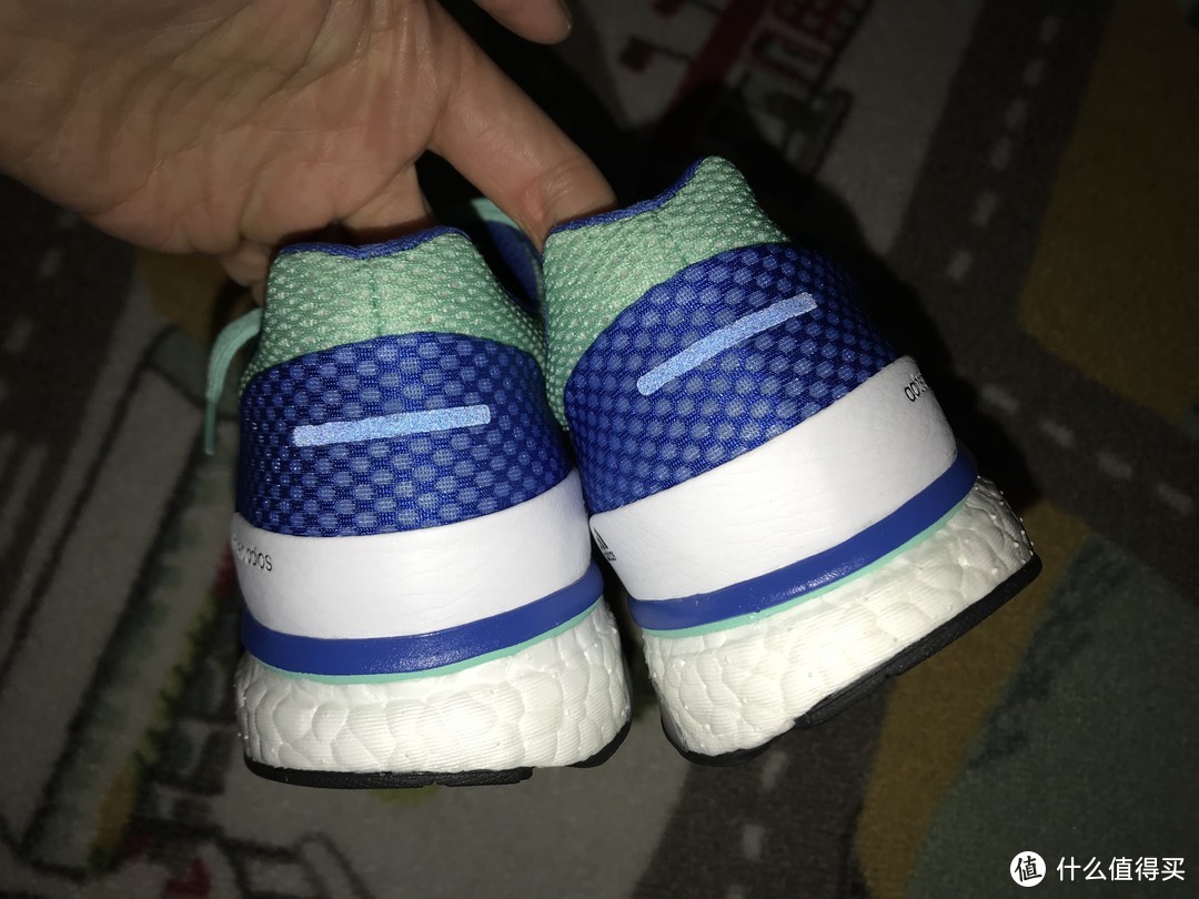 又轻又骚！Adidas Adios 3 跑步鞋