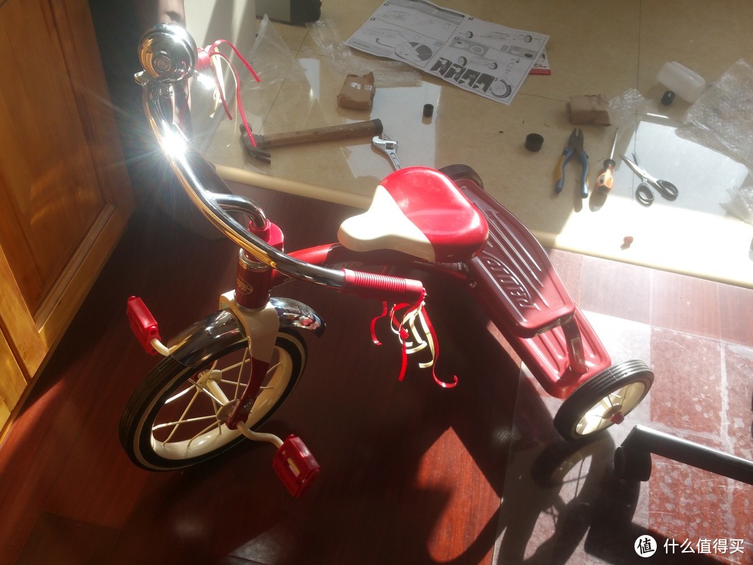 80后的红色童车回忆—Radio Flyer 儿童三轮车 开箱