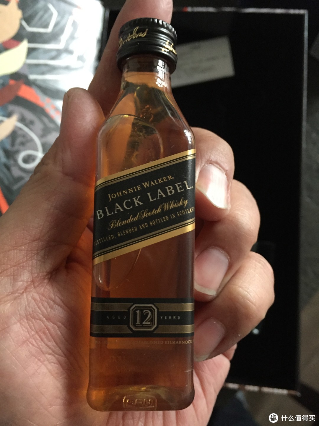 #原创新人#​嗨~你好，我是走路的黑方：Johnnie Walker 尊尼获加 黑方 威士忌 开箱