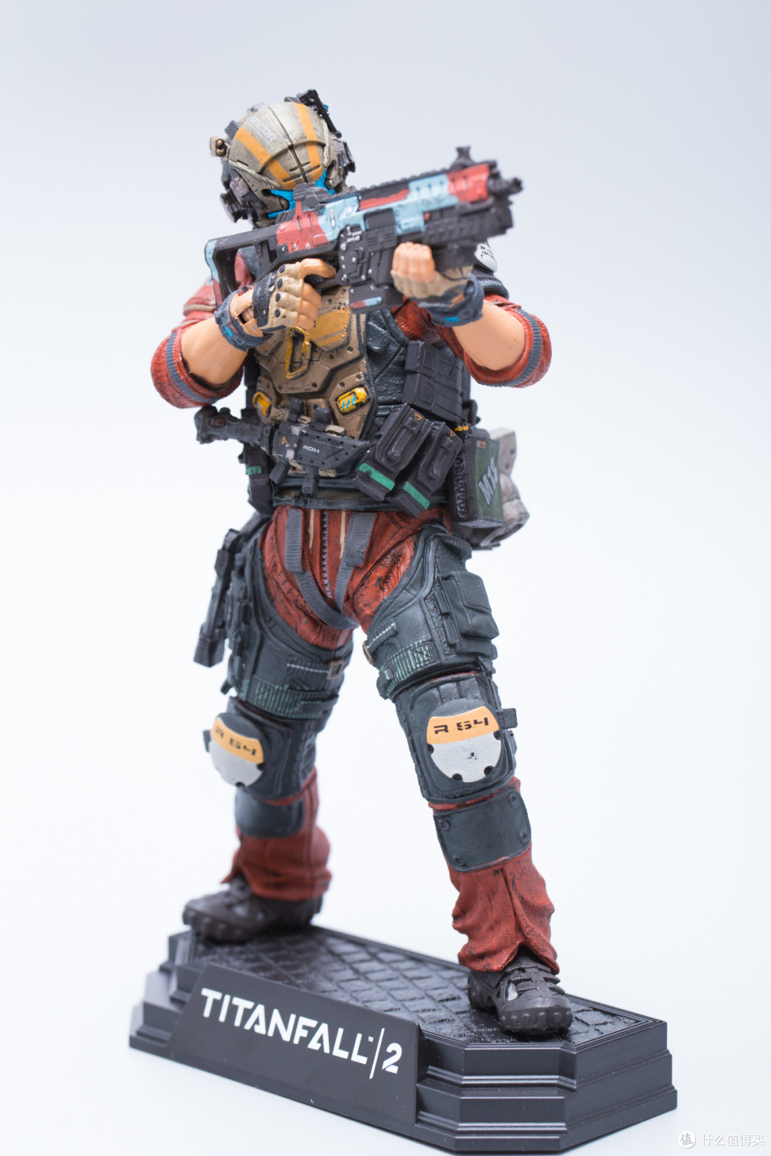 收藏的乐趣篇二十便宜的好货mcfarlanetoys泰坦降临铁驭驾驶员jack