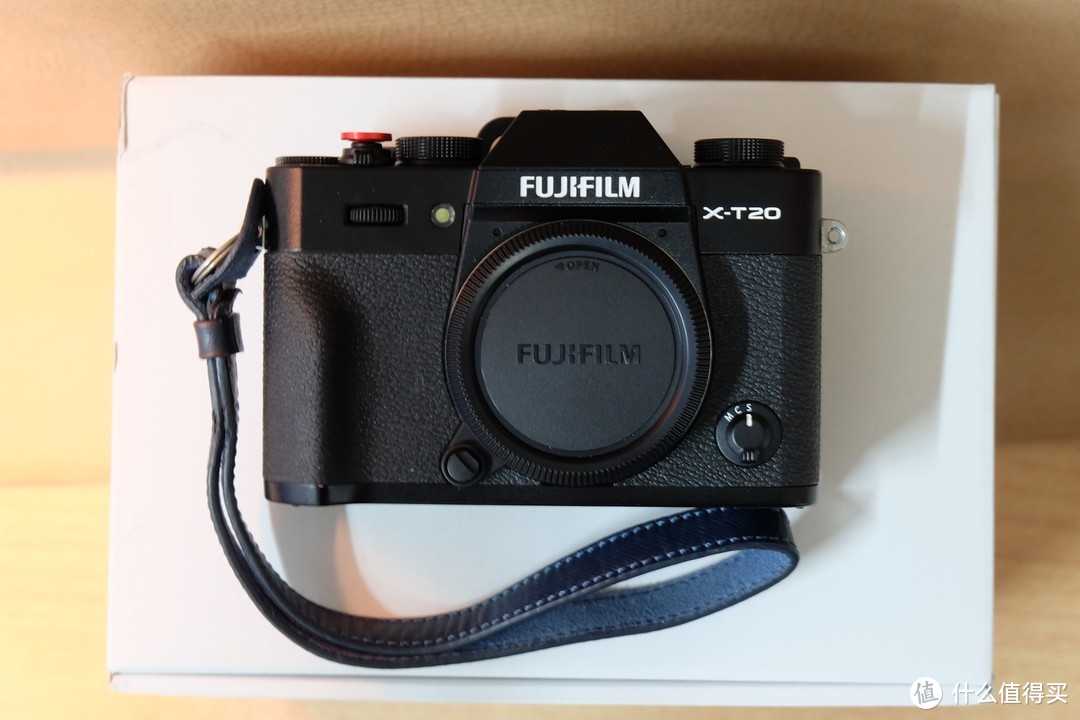 #原创新人#FUJIFILM 富士 X-T20 无反相机 开箱 & 闲鱼购买相机经验 & 初雪试拍