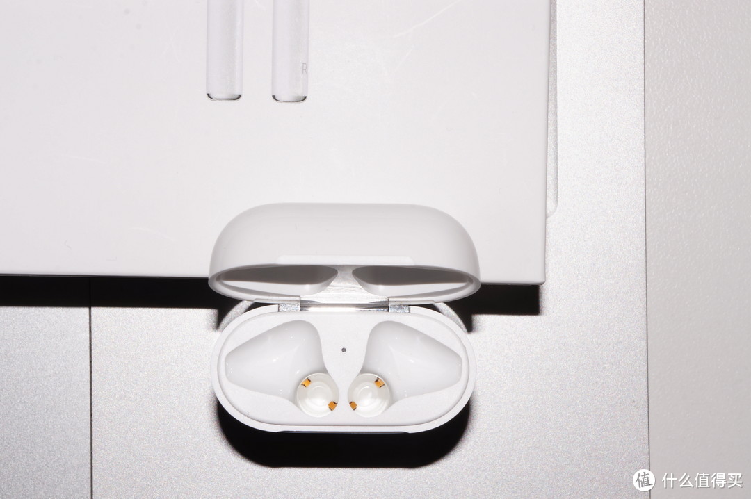 Apple 苹果 AirPods 无线耳机 使用一周，后悔不已 咋没早点买！