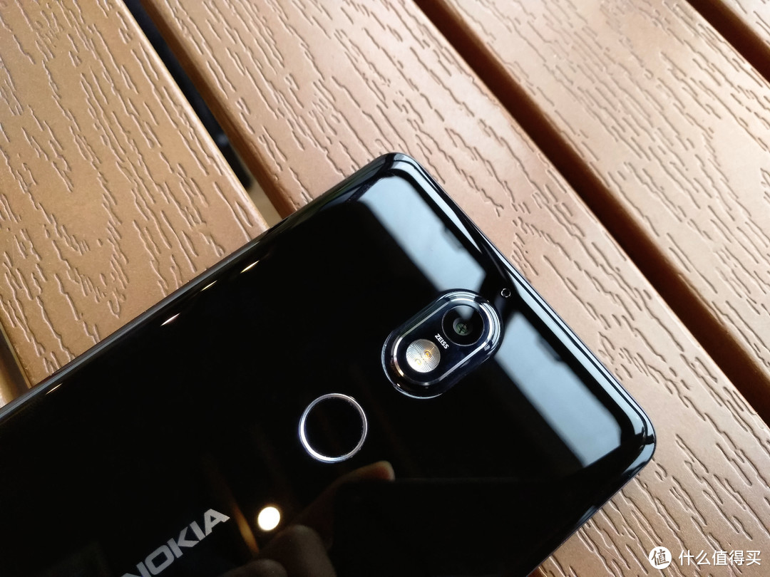 情怀依旧，实力尚存——Nokia 7手机评测