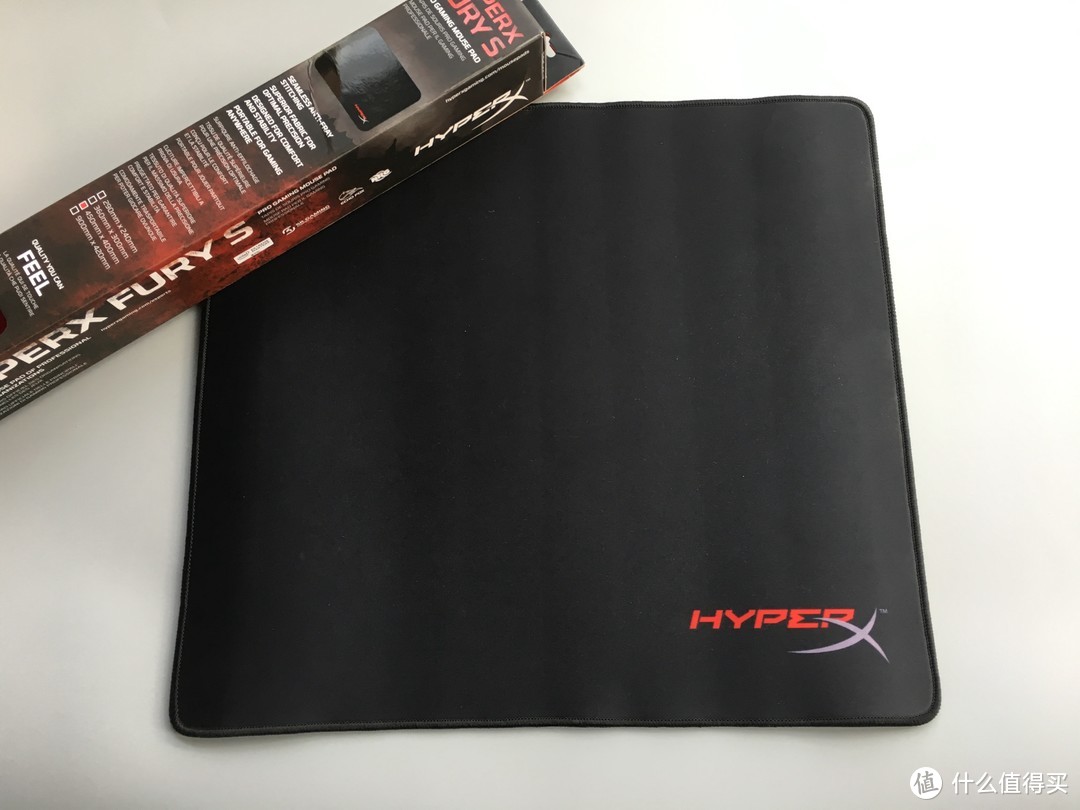 从朋友家“捡”来的宝贝——HyperX Fury S 复仇女神 鼠标垫