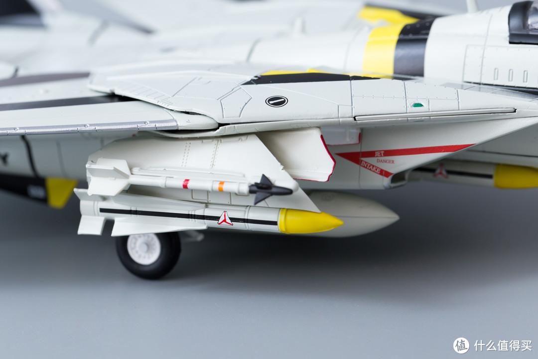 Calibre Wings 太空堡垒 1/72 F-14 S Type 骷髅小队 福卡机涂装 晒单