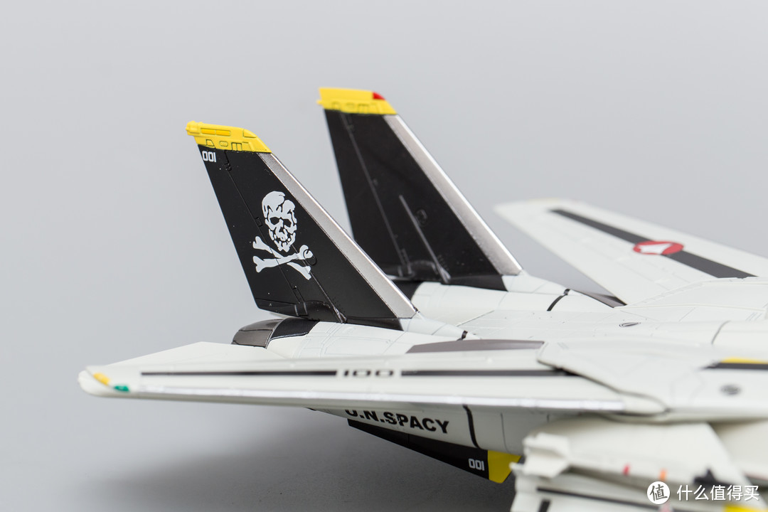 Calibre Wings 太空堡垒 1/72 F-14 S Type 骷髅小队 福卡机涂装 晒单
