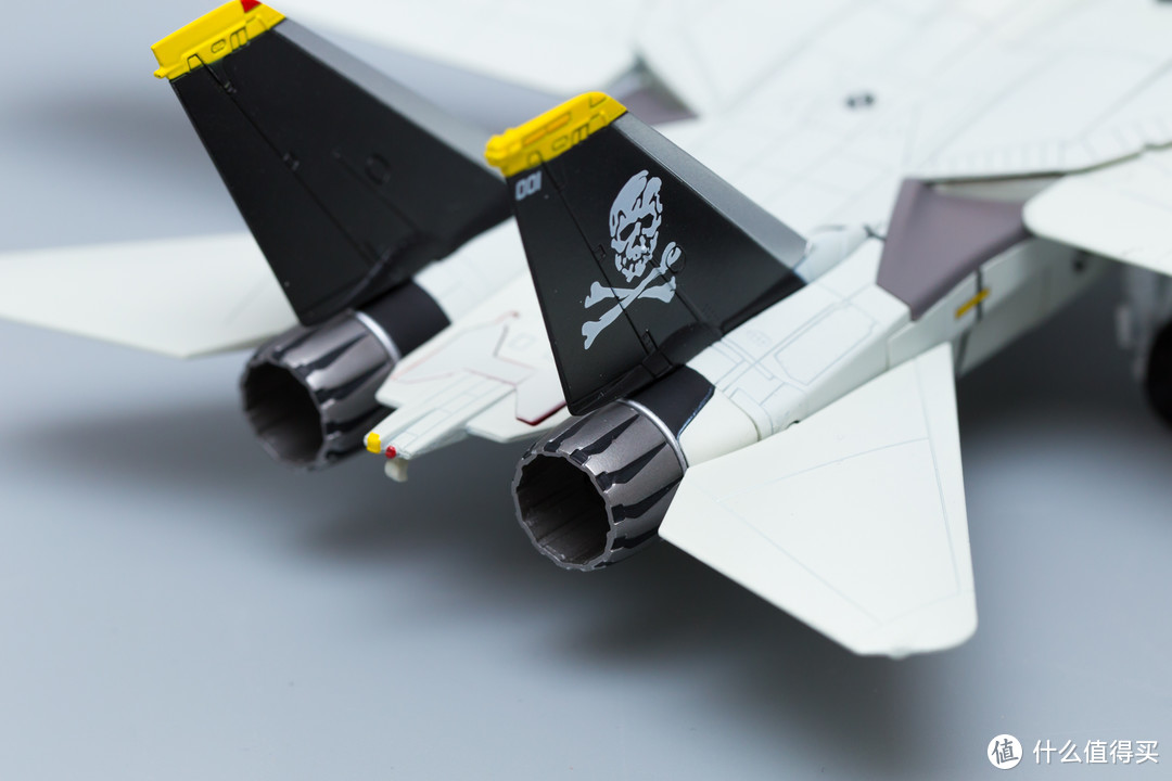 Calibre Wings 太空堡垒 1/72 F-14 S Type 骷髅小队 福卡机涂装 晒单