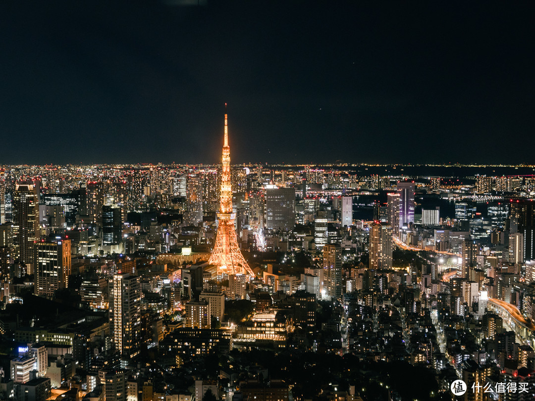 六本木之丘可以看到东京塔，视角不错。