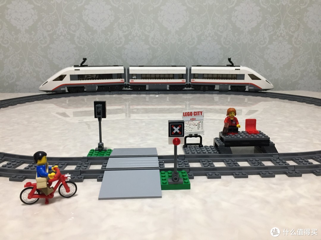 LEGO 乐高 CITY系列 60051 高速客运列车 拼搭