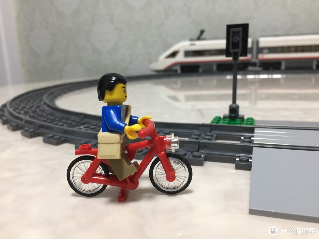 LEGO 乐高 CITY系列 60051 高速客运列车 拼搭