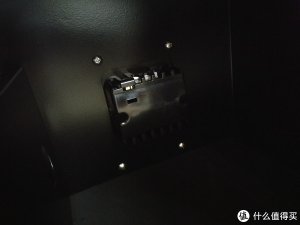 核心部分内部的样子,不要用手摸 核心部分内部的样子,不要用手摸