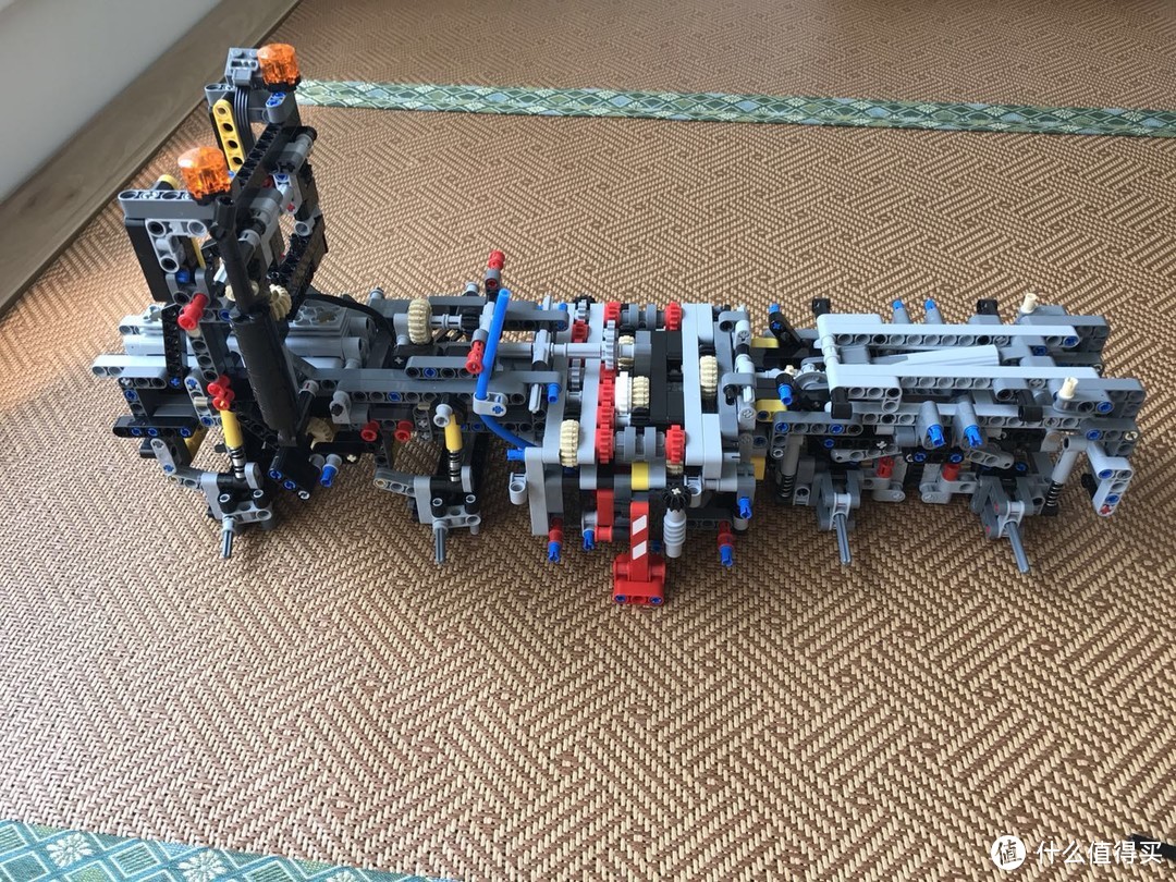 年轻人的第一辆奔驰—LEGO 乐高 42043 奔驰卡车 开箱晒物