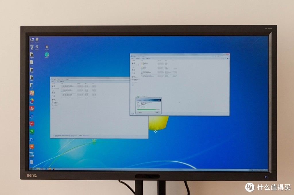瘦死的骆驼比马大，4年前的老旗舰还不落伍，27英寸4K分辨率 BenQ 明基 BL2711U 显示器 使用感受