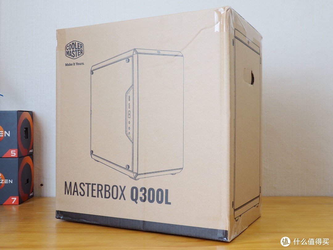 #本站首晒#重新定义I/0面板6方位，轻治桌面纠结者— CoolerMaster 酷冷至尊 MasterBox Q300L 机箱 开箱