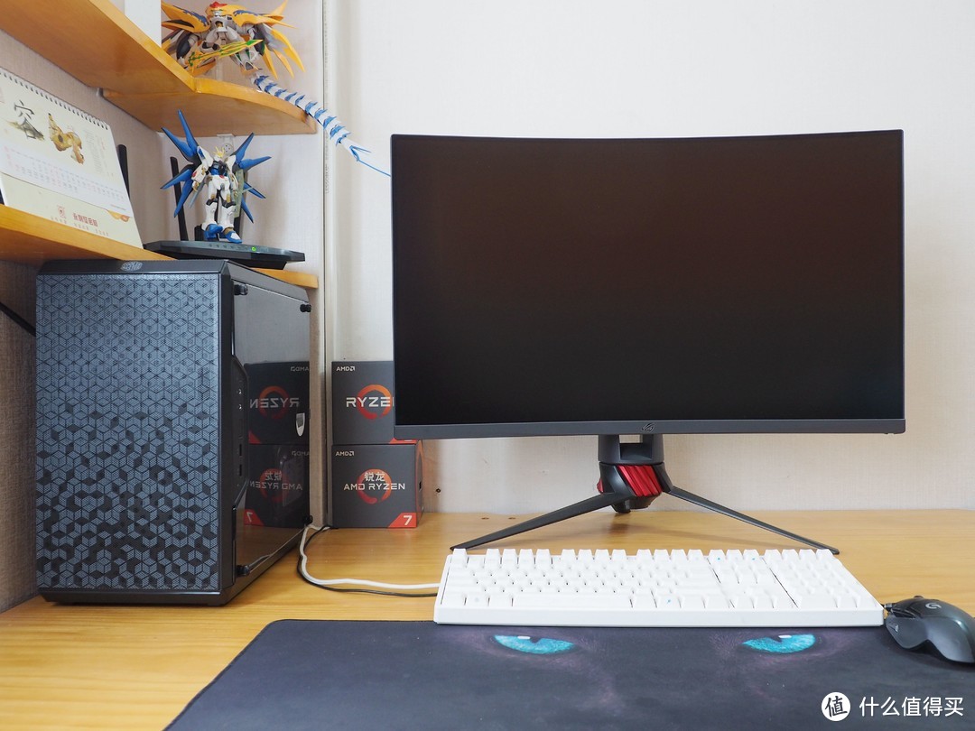 #本站首晒#重新定义I/0面板6方位，轻治桌面纠结者— CoolerMaster 酷冷至尊 MasterBox Q300L 机箱 开箱