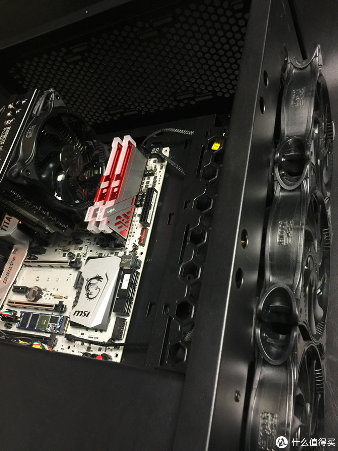 AMD RYZEN 1800X CPU + ZOTAC 索泰 GeForce GTX1070Ti 显卡 装机记