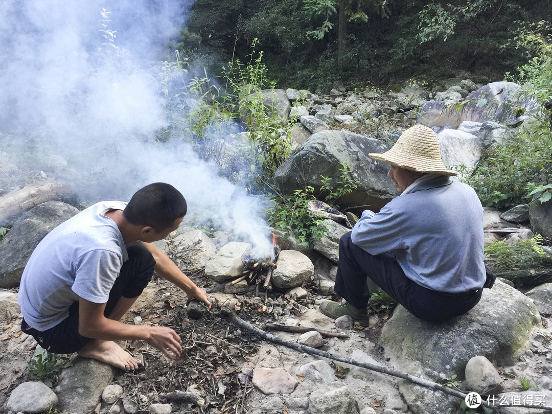 过腻了城市里的生活？周末也能到山里浪一浪！大别山龙井河2号线徒步记