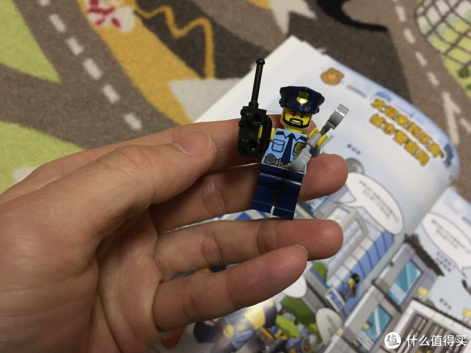 寓教于乐!乐高城市漫"话"故事—《越狱风波》