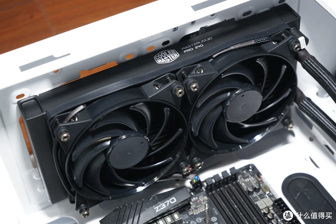 搞个像样的吃鸡主机—经典复刻 COOLERMASTER 酷冷至尊 新版坦克兵 首发装机SHOW