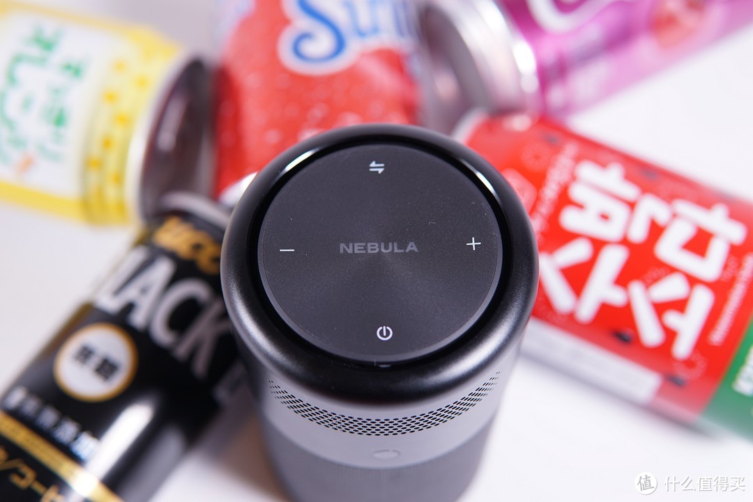 藏在可乐罐里的“私家影院”：Nebula 智能微投使用体验