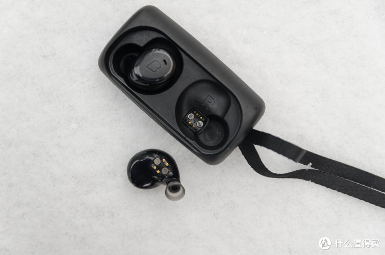 #随身好物#对比AirPods,BRAGI The Headpho