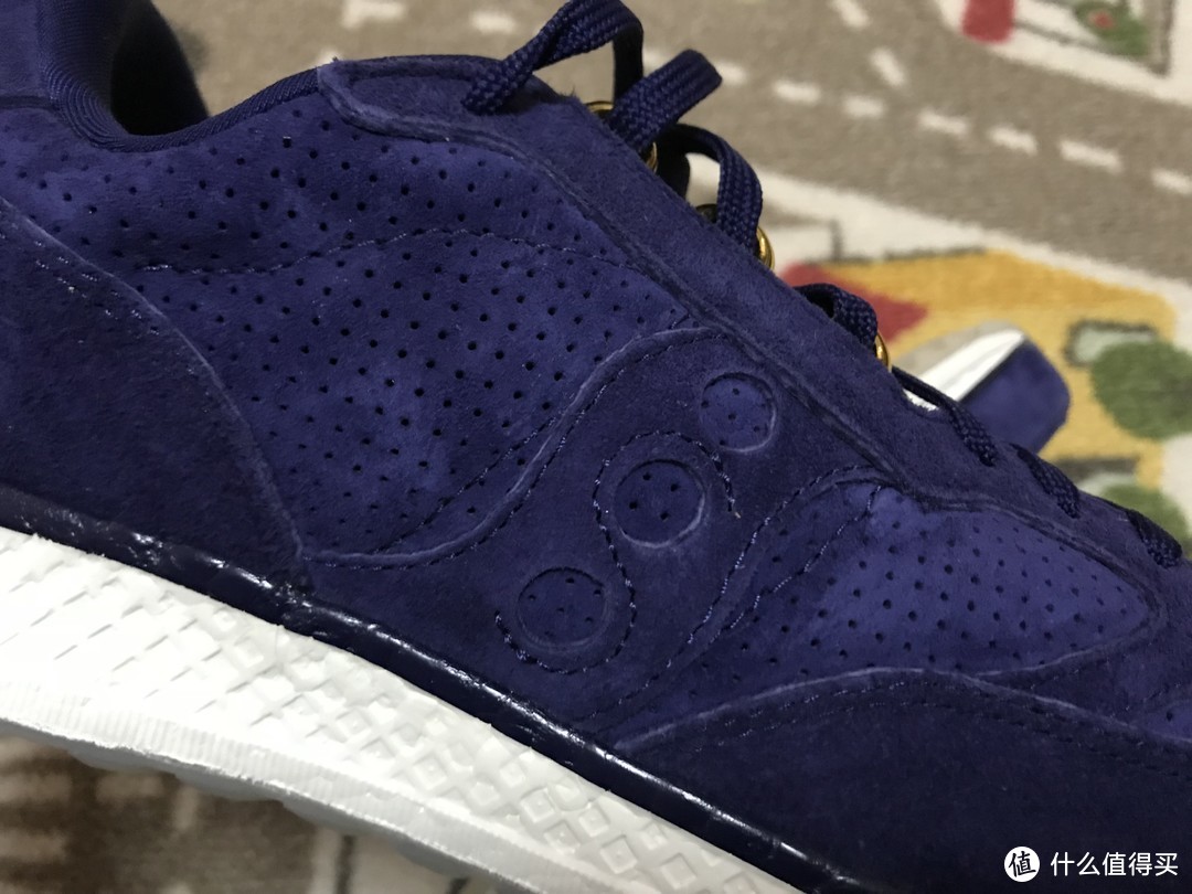 黑科技Everun跑鞋中底：Saucony 圣康尼 Freedom Runner 复古休闲鞋