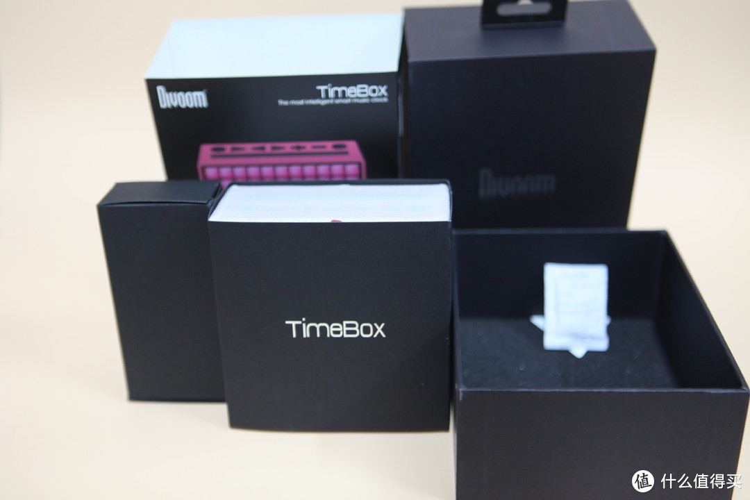 适合过年送礼的小玩具：DIVOOM Timebox 像素蓝牙音箱 开箱简评