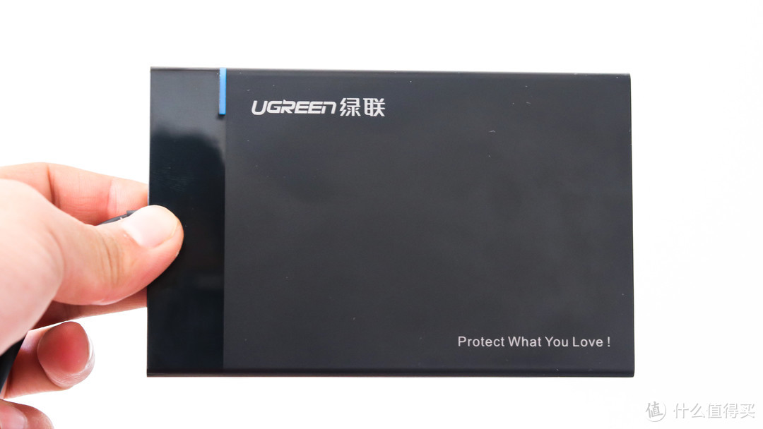 为众多硬盘找个家：25元与49元的UGREEN 绿联 移动硬盘盒有什么区别？