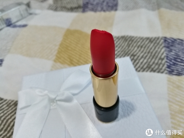 LANCOME 兰蔻 菁纯柔润丝缎玫瑰口红 186色号 晒单体验试色