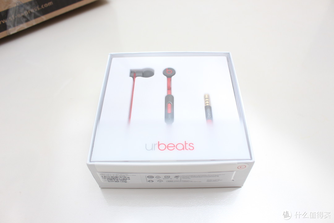 #中奖秀#价值10金币的耳机：Beats urBeats 入耳式耳机 开箱