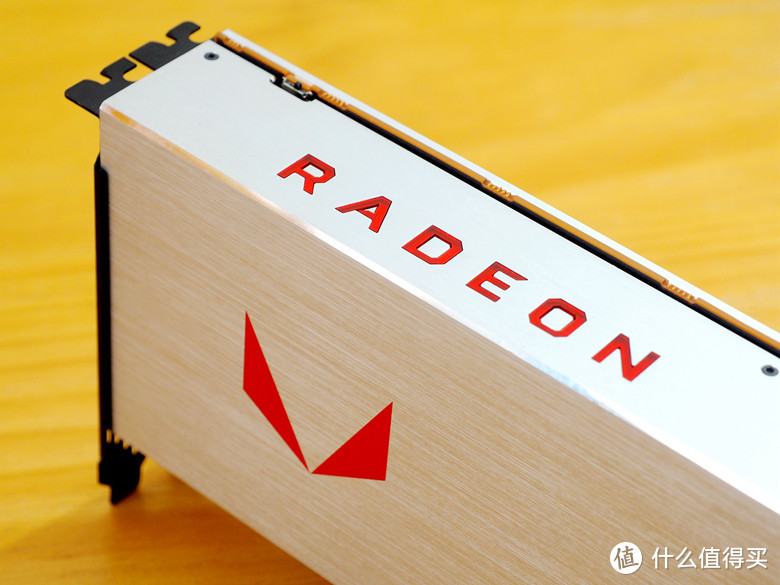 18年，奖励自己套2W的主机吧—TR4 1920X+华硕X399-A+RX VEGA64银风+超频三 AP240X水冷+酷冷 H500P 装机实录