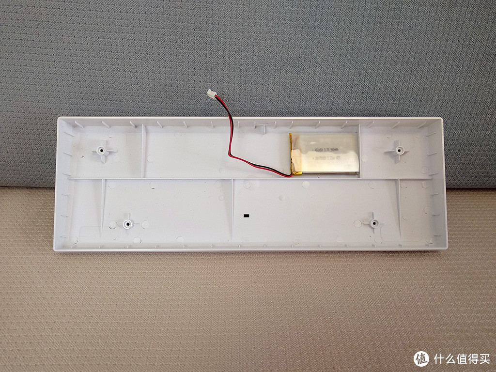 GANSS 高斯 ALT61 RGB 蓝牙双模机械键盘 抢先体验