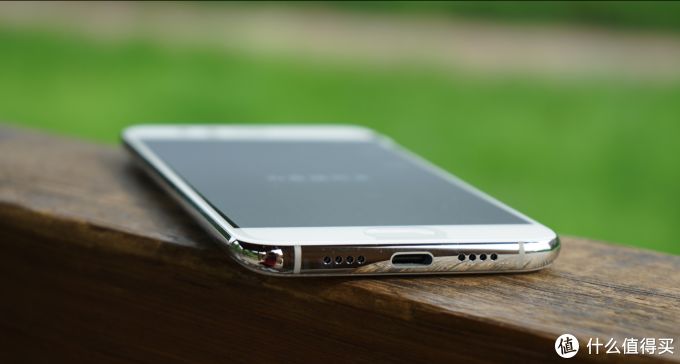 九个月后再评最具性价比的小米旗舰—停产的白色版小米6