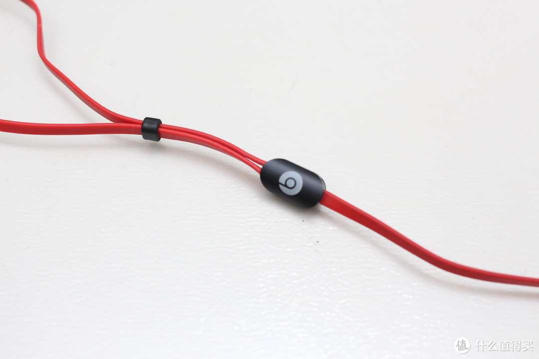 #中奖秀#价值10金币的耳机：Beats urBeats 入耳式耳机 开箱