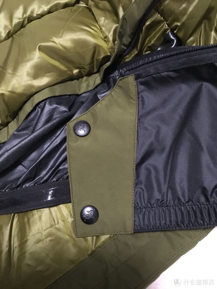 Arcteryx 始祖鸟 男款保暖羽绒夹克 Macai Jacket （dark moss&legion blue）