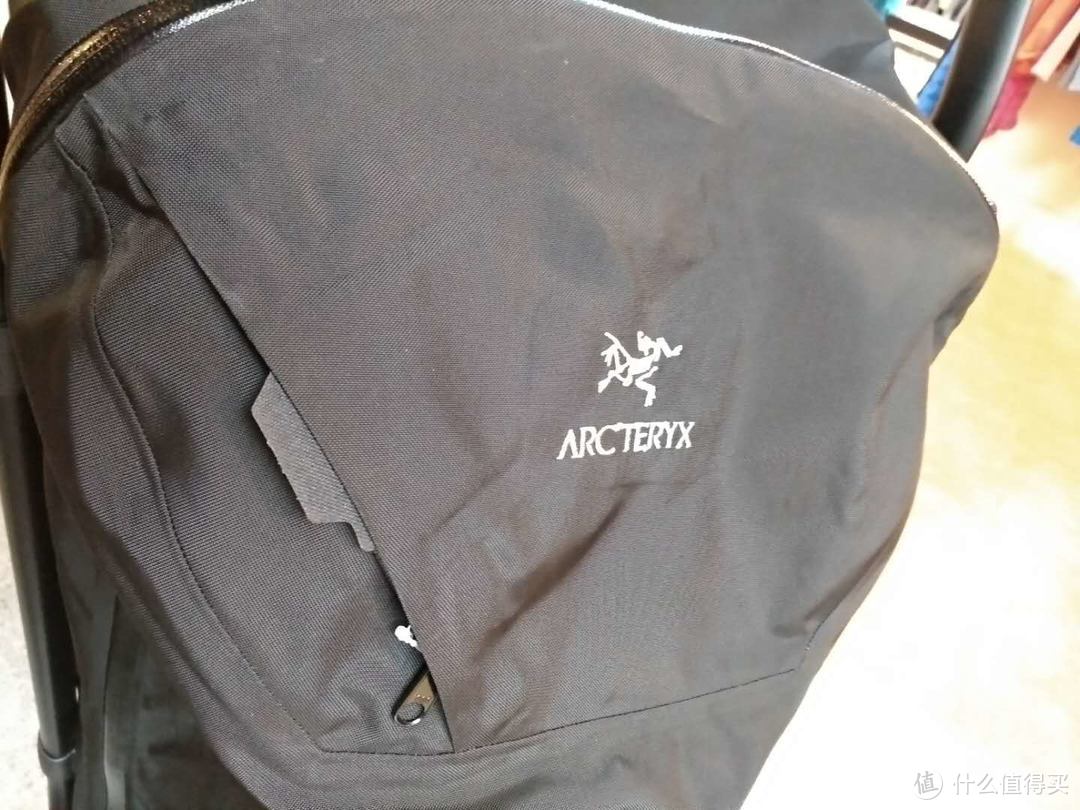 ARC'TERYX 始祖鸟 V110  拉杆箱 晒单