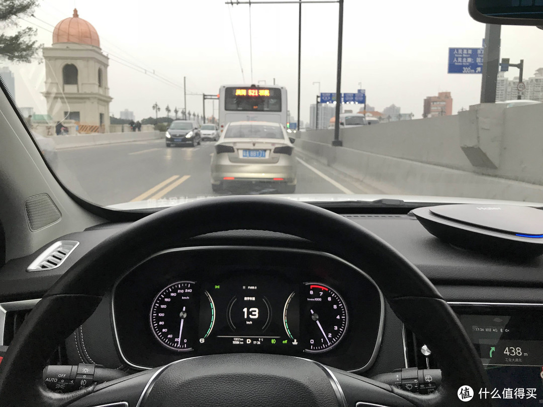 上汽荣威 RX5 — 站在合格线上的神车