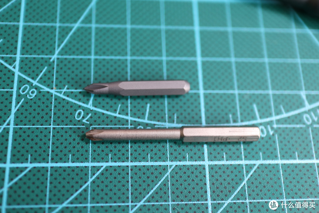 米家wiha精修螺丝刀套装、京造电动螺丝刀和南旗螺丝刀使用对比评测