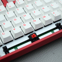 Varmilo 阿米洛 VA108M 机械键盘使用感受(手感|耐用度|颜色)