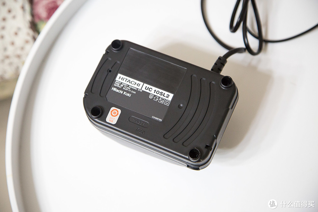 劳工（老公）爱劳动系列之日立 R10DAL 10.8V 锂电池充电吸尘器体验