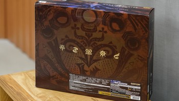 SONY 索尼 PS4 Pro 怪物猎人世界限定版 游戏机开箱介绍(包装|手柄|机盖|机身)