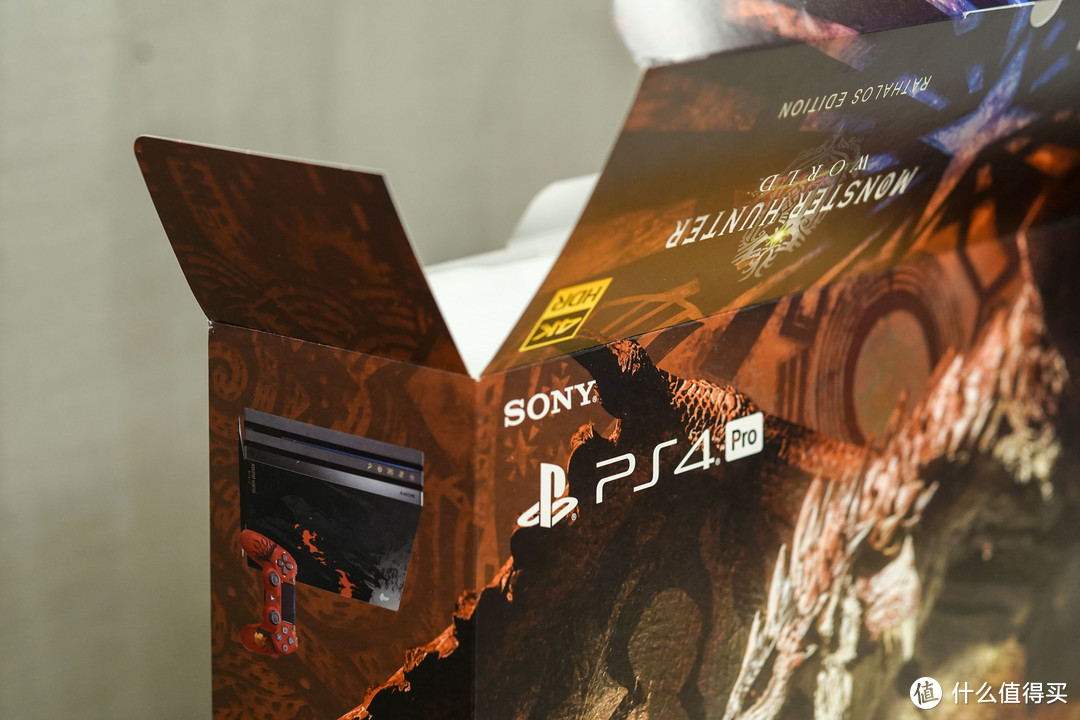 猛汉一来就脱销：SONY 索尼 PS4 Pro 怪物猎人世界限定版 游戏机 开箱