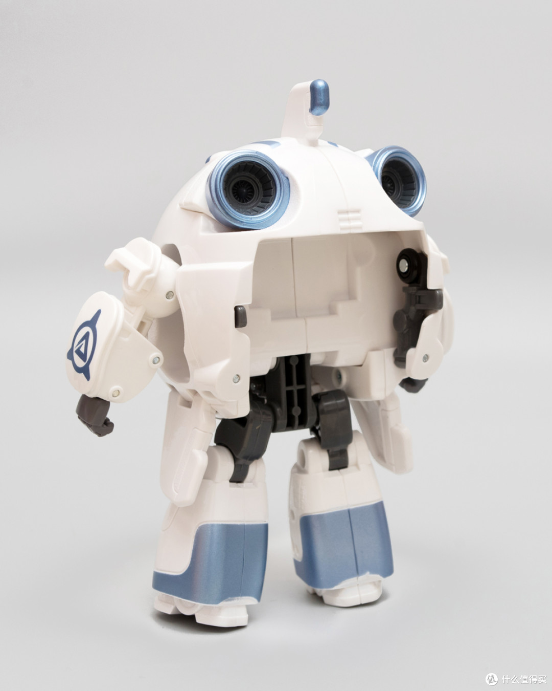 本站首晒过年给小朋友送个礼auldey奥迪双钻超级飞侠变形机器人八人