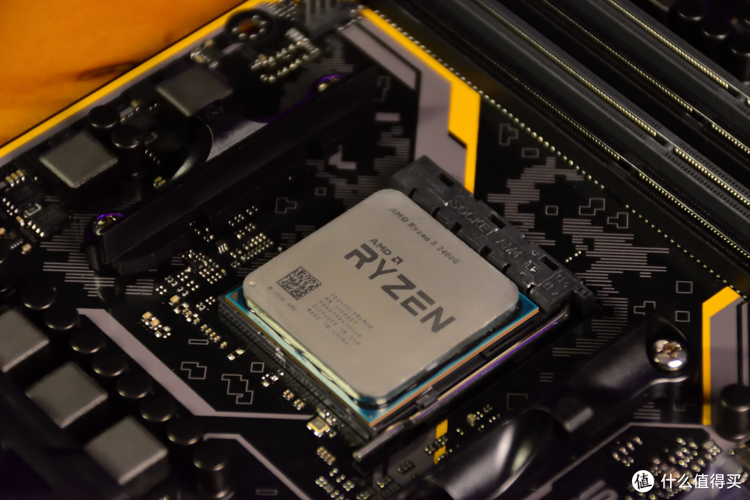 搏一搏单车变摩托：AMD 锐龙 RYZEN 5 2400G CPU 全方位对比评测