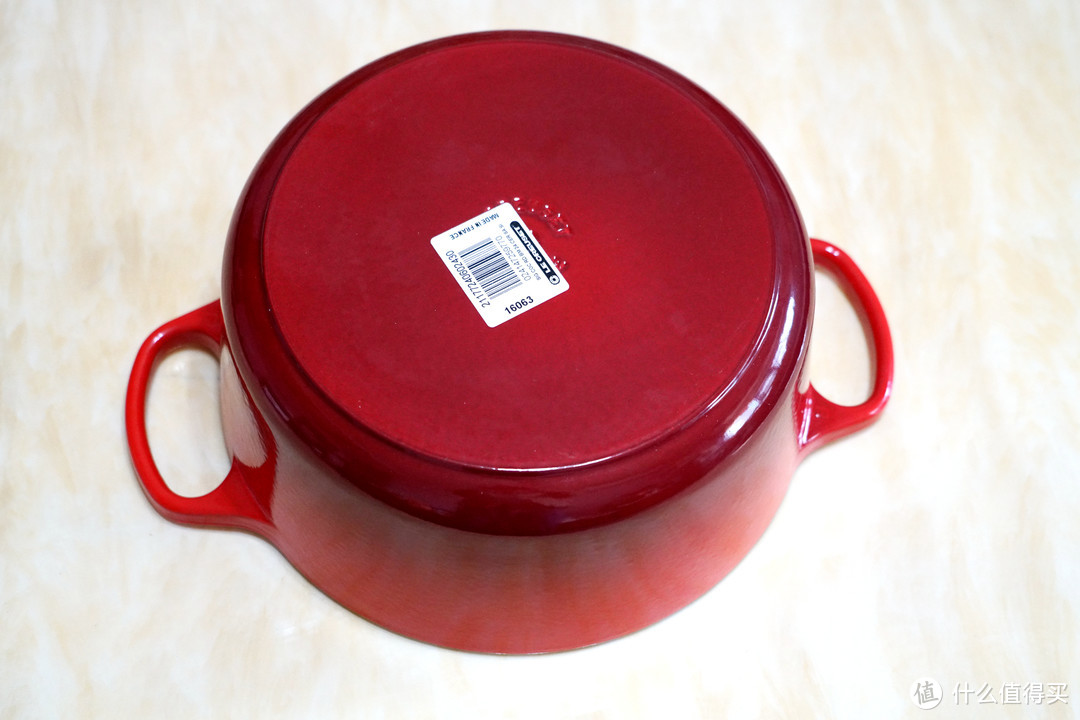 除了颜值一无是处？Le Creuset 酷彩经典圆形24cm珐琅铸铁锅