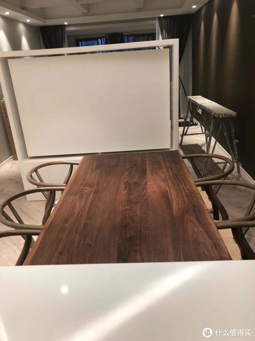 黑胡桃餐桌兼工作台