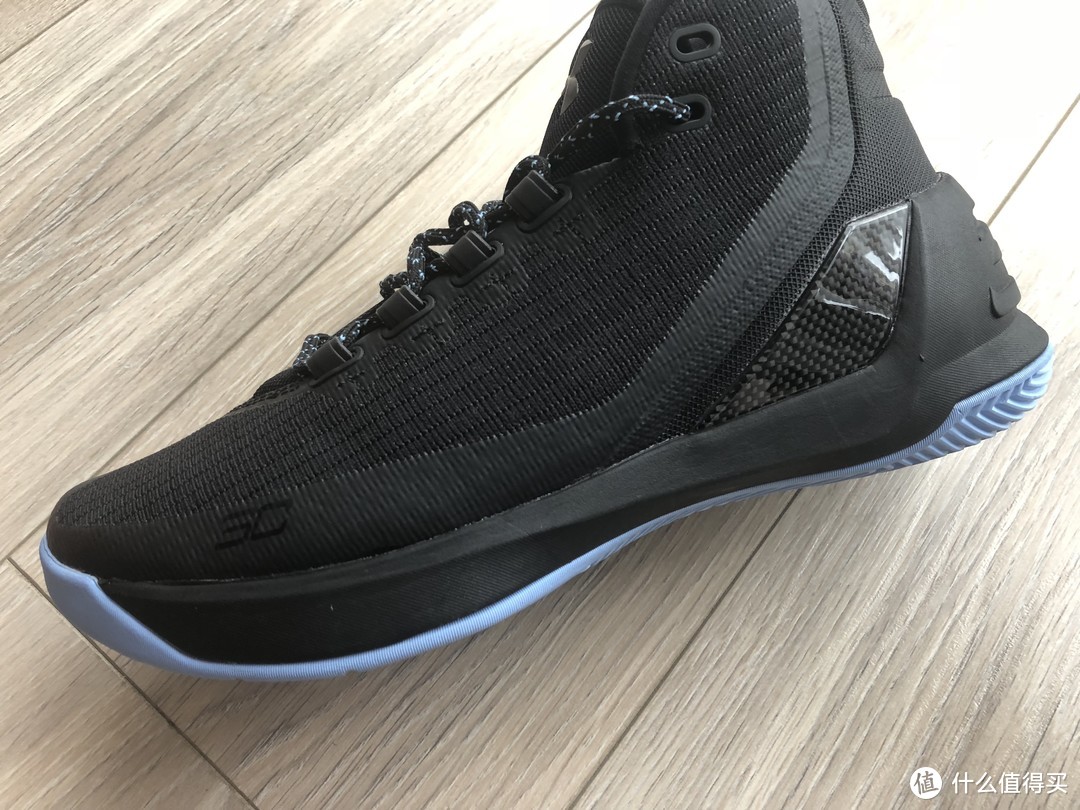 穿“萌神”的鞋，萌过新年—UNDER ARMOUR 安德玛 Curry3 篮球鞋 开箱简评