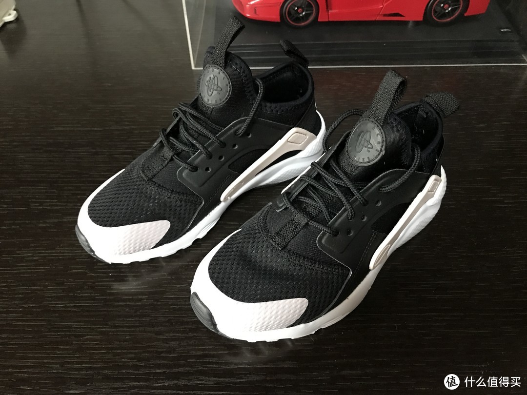 比老爸的乔丹还贵的耐克童鞋—NIKE 耐克 HUARACHE RUN ULTRA TRA(PS)华莱士童鞋