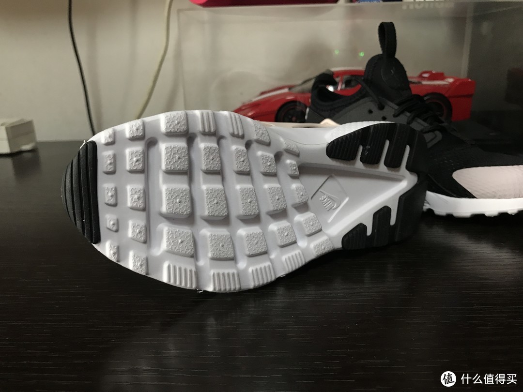 比老爸的乔丹还贵的耐克童鞋—NIKE 耐克 HUARACHE RUN ULTRA TRA(PS)华莱士童鞋